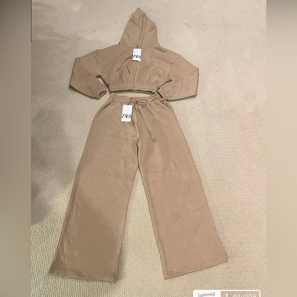 Zara long sleeve sweatsuit set with hoodie and wide leg pants size XS, S, M